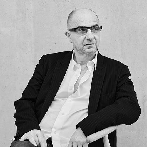 Met Receives 'Trailblazing' Photography Gift from Collector Artur Walther Card Image