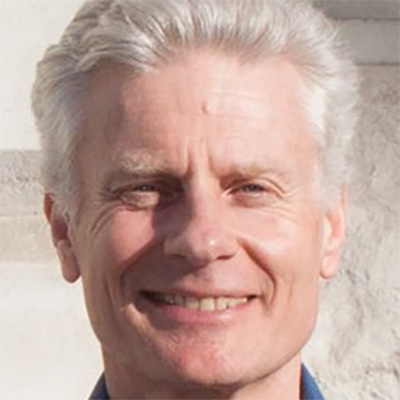 Headshot of Paul Deighton