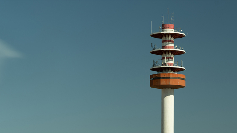 Telecommunications tower