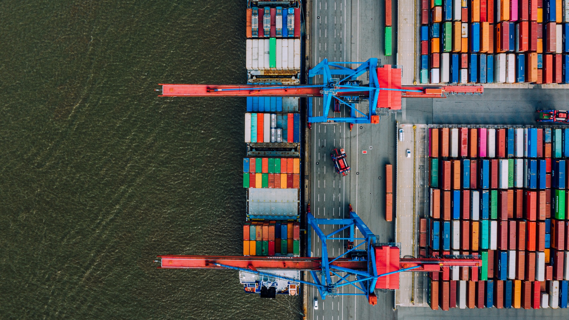 Photo of shipping containers in Hamburg