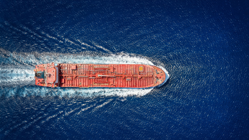 Oil tanker